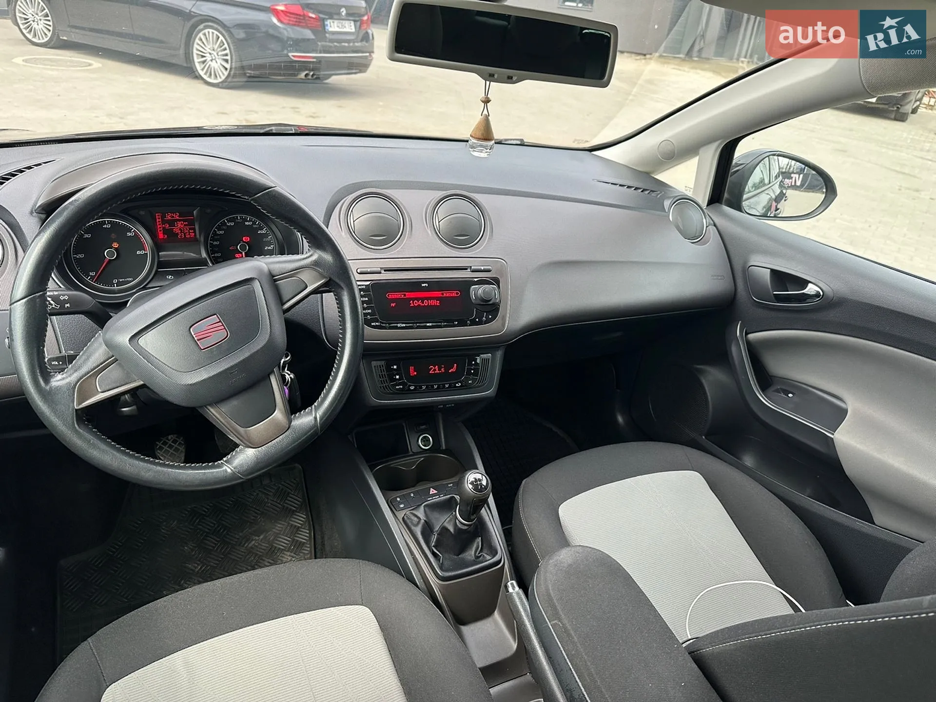 2012 SEAT Ibiza - мініатюра 18