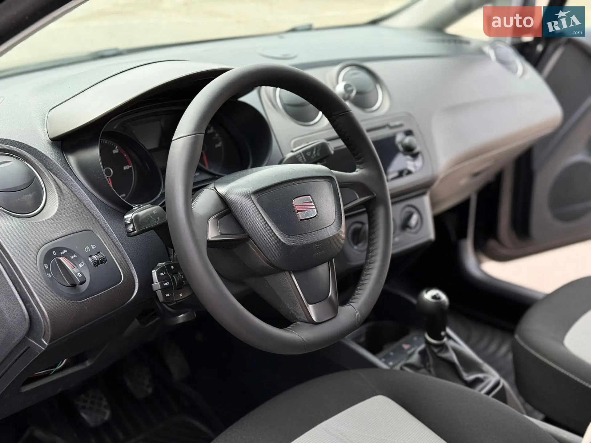 2012 SEAT Ibiza - мініатюра 9