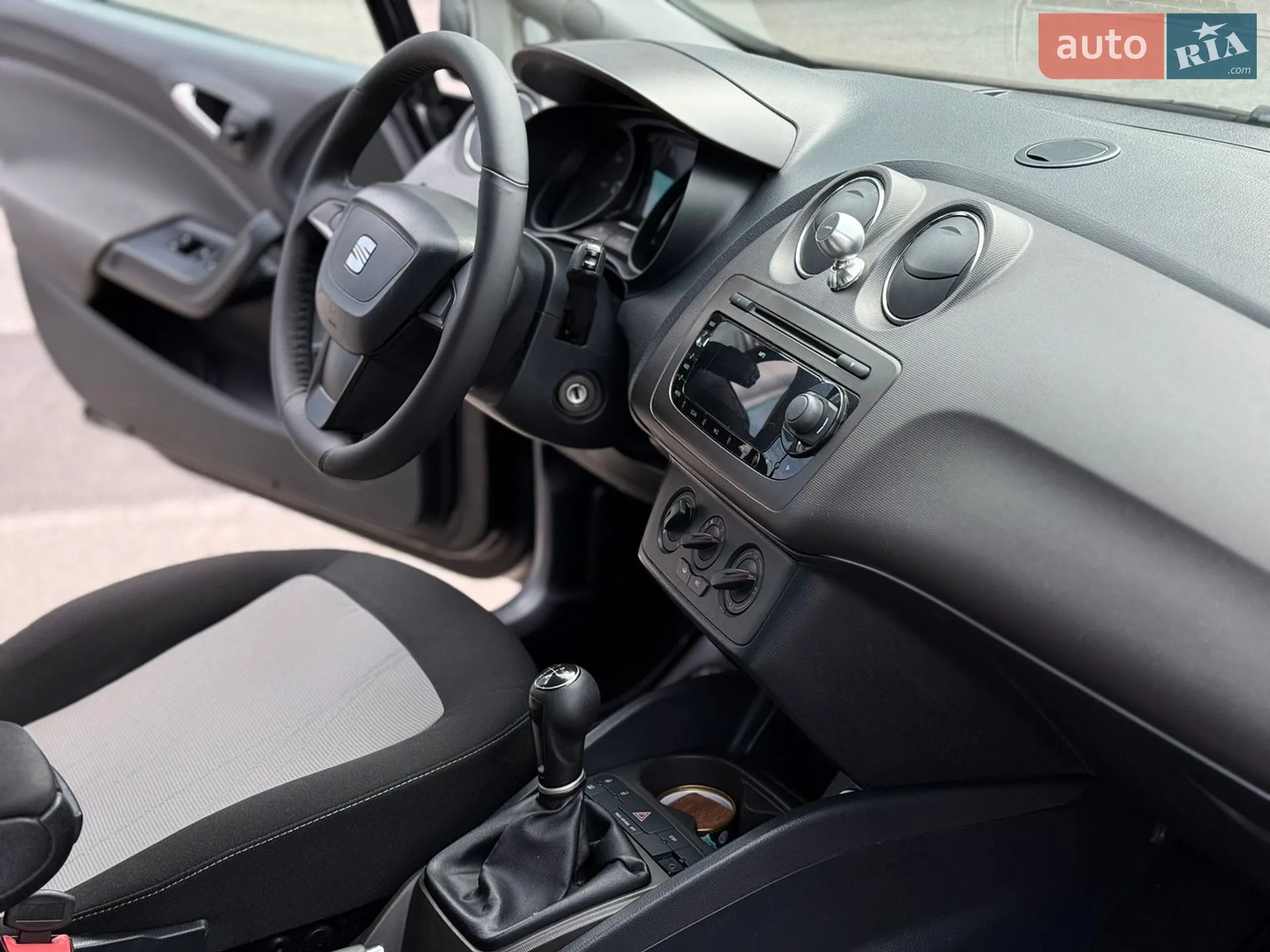 2012 SEAT Ibiza - мініатюра 13