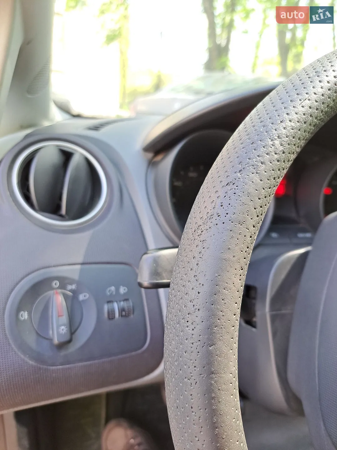2011 SEAT Ibiza - мініатюра 8