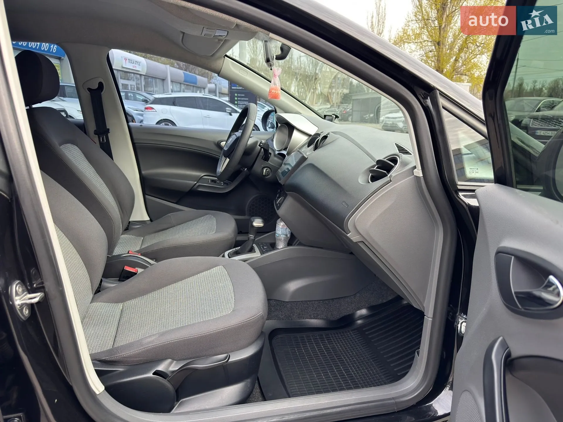 2010 SEAT Ibiza - мініатюра 28