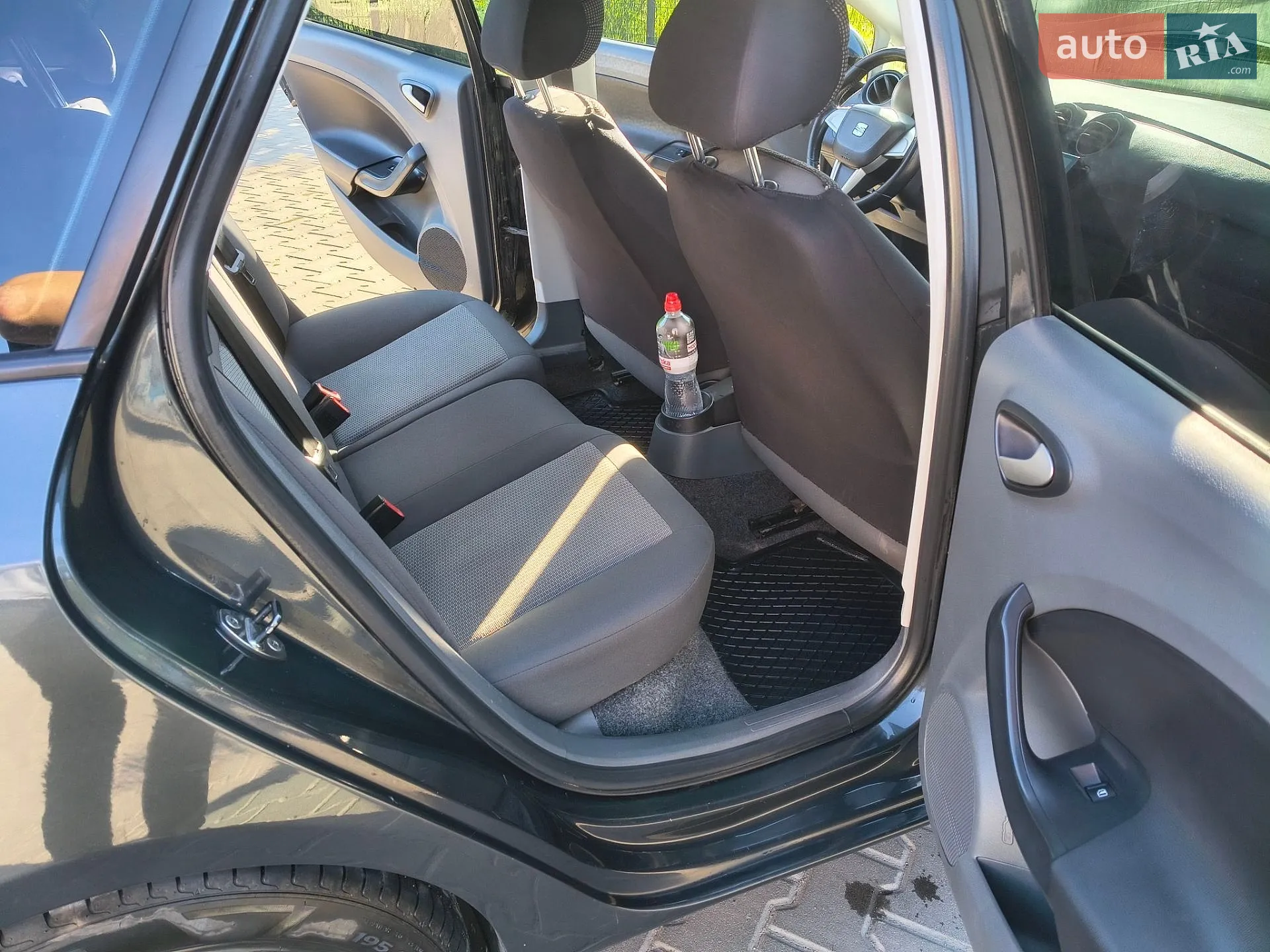 2011 SEAT Ibiza - мініатюра 11