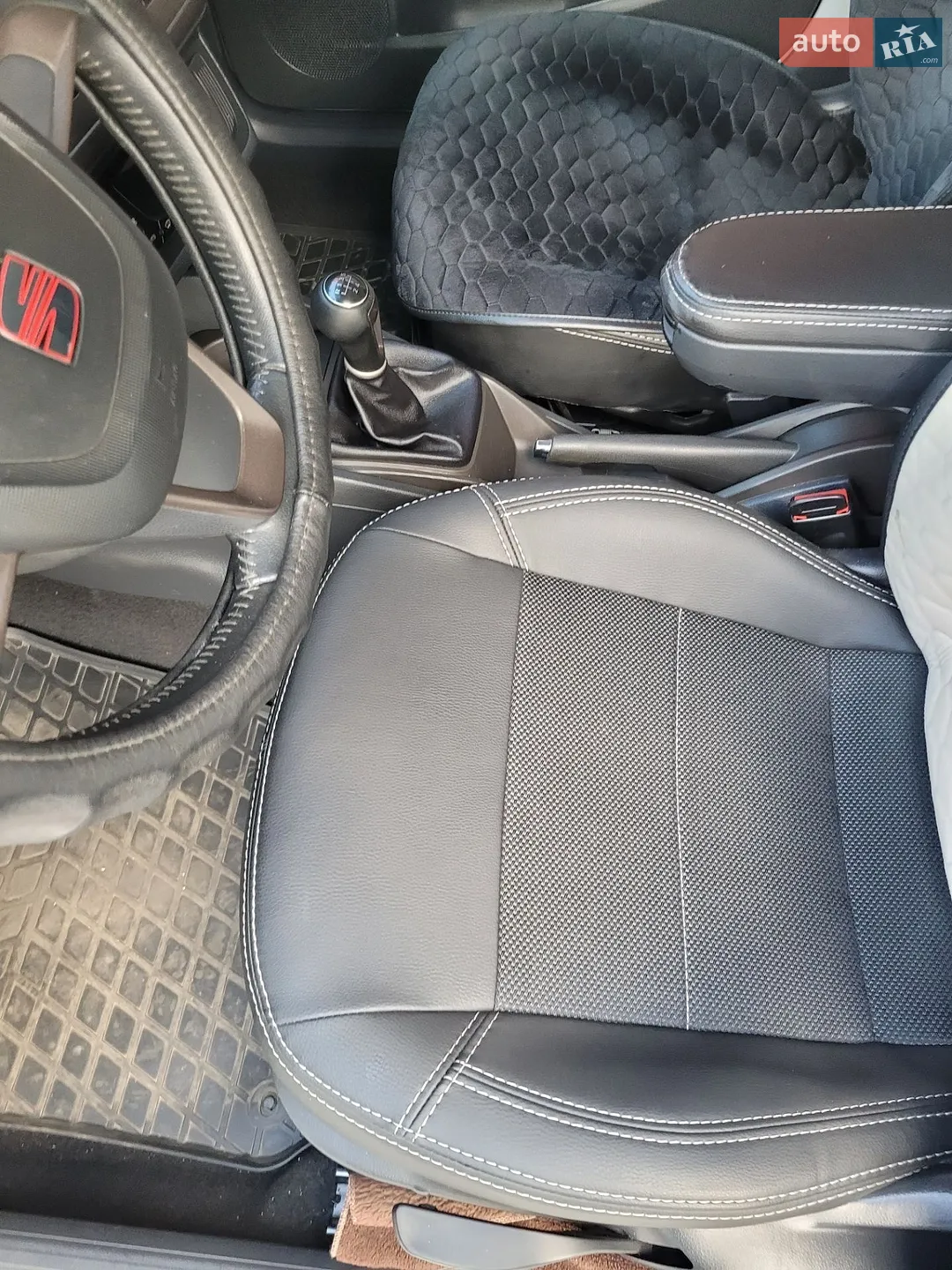 2012 SEAT Ibiza - мініатюра 9