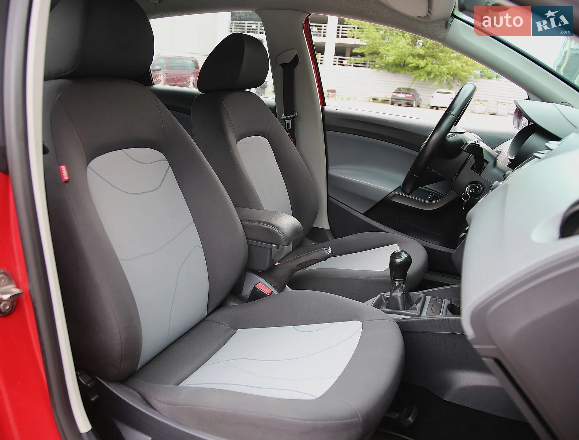 2014 SEAT Ibiza - мініатюра 10