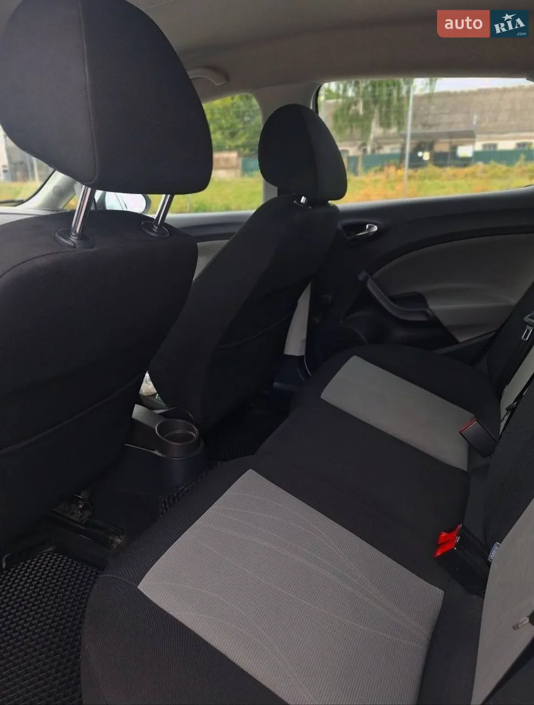 2012 SEAT Ibiza - мініатюра 5