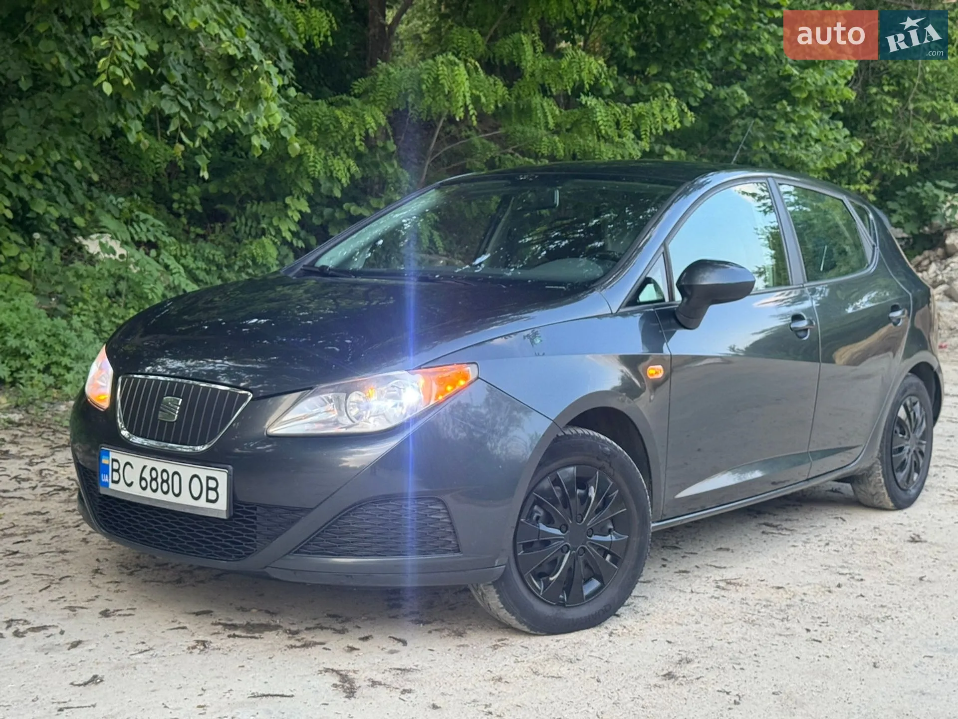 2010 SEAT Ibiza - мініатюра 2