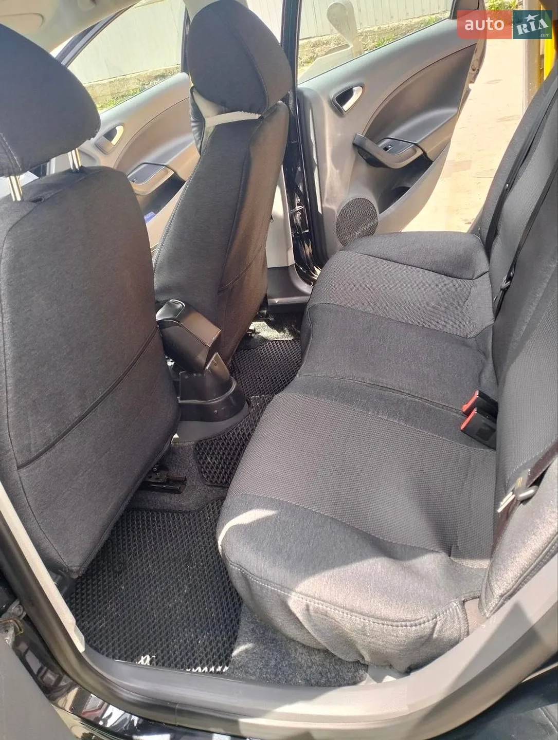 2011 SEAT Ibiza - мініатюра 21