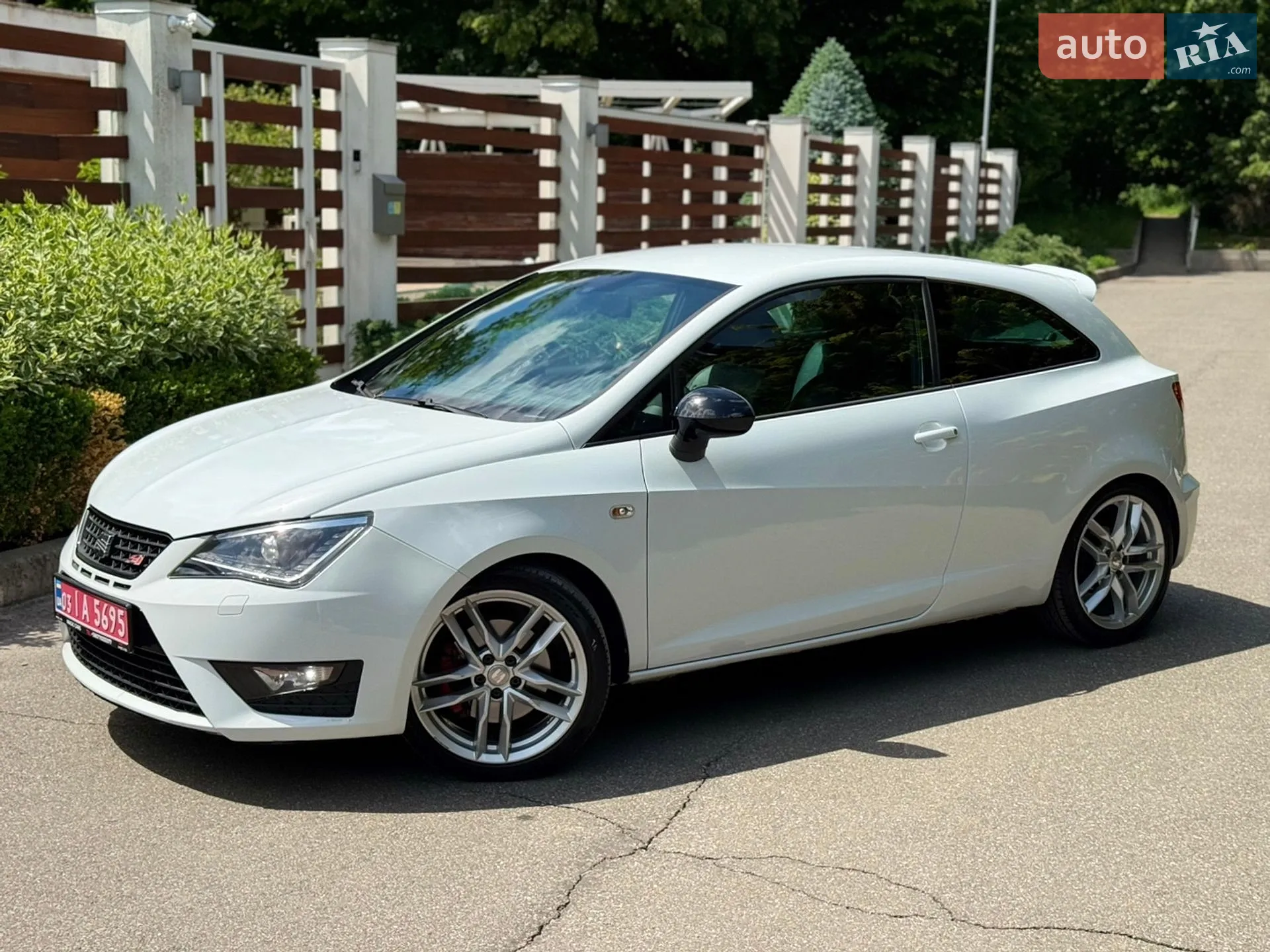 2014 SEAT Ibiza - мініатюра 14