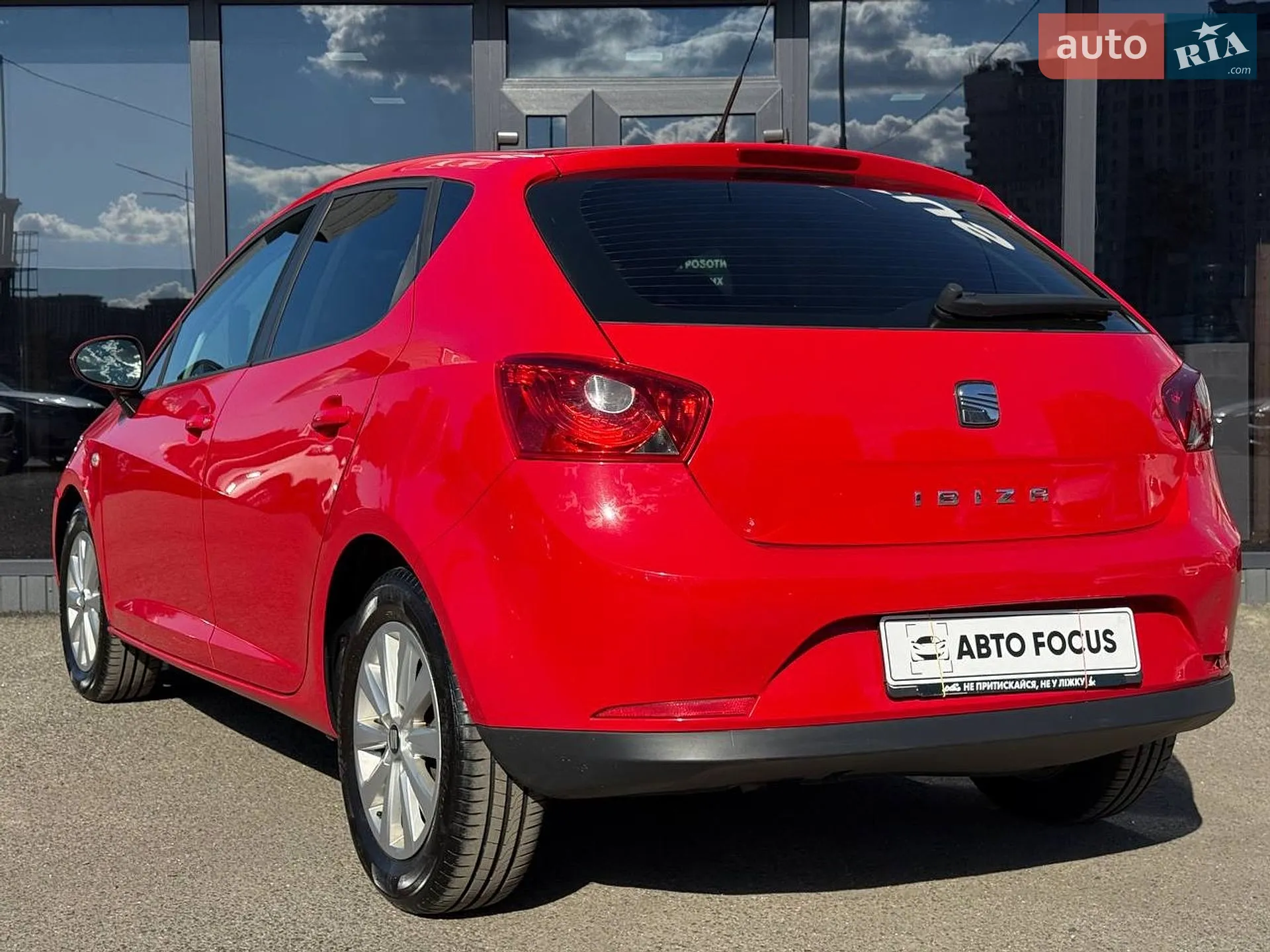 2011 SEAT Ibiza - мініатюра 8