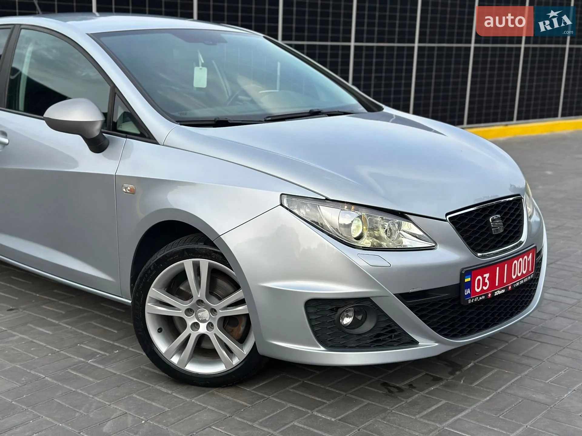 2010 SEAT Ibiza - мініатюра 12