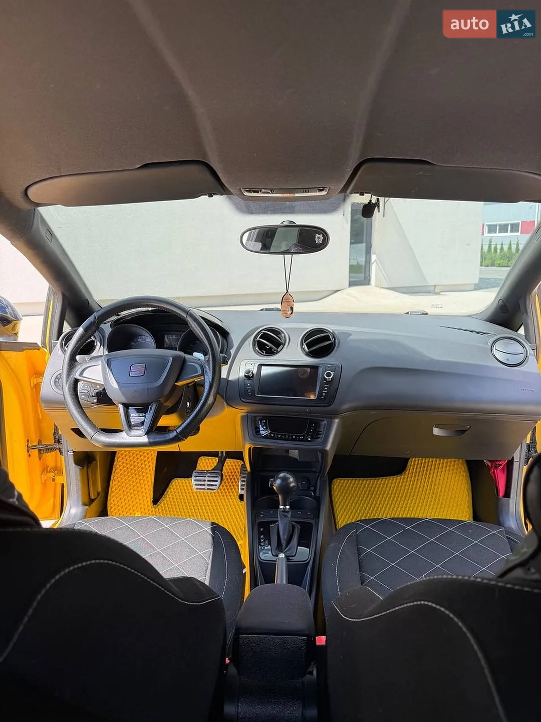 2010 SEAT Ibiza - мініатюра 20