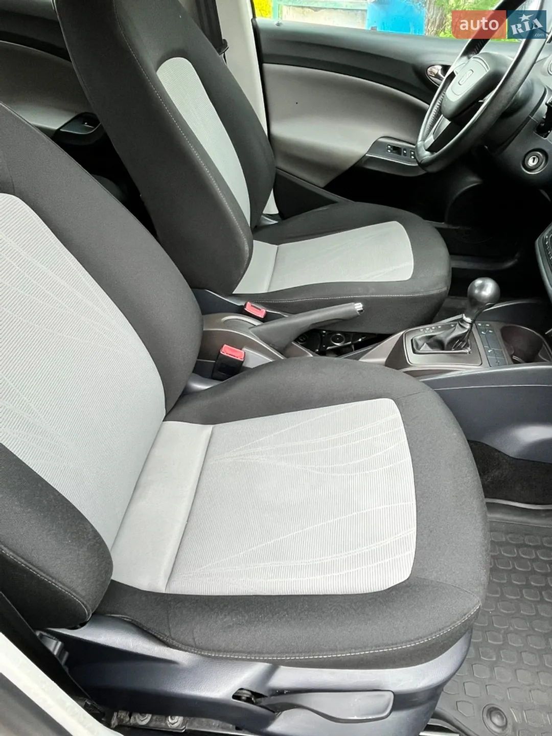 2013 SEAT Ibiza - мініатюра 8