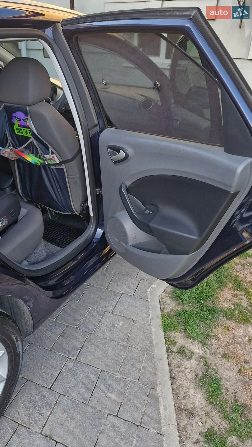 2010 SEAT Ibiza - мініатюра 21