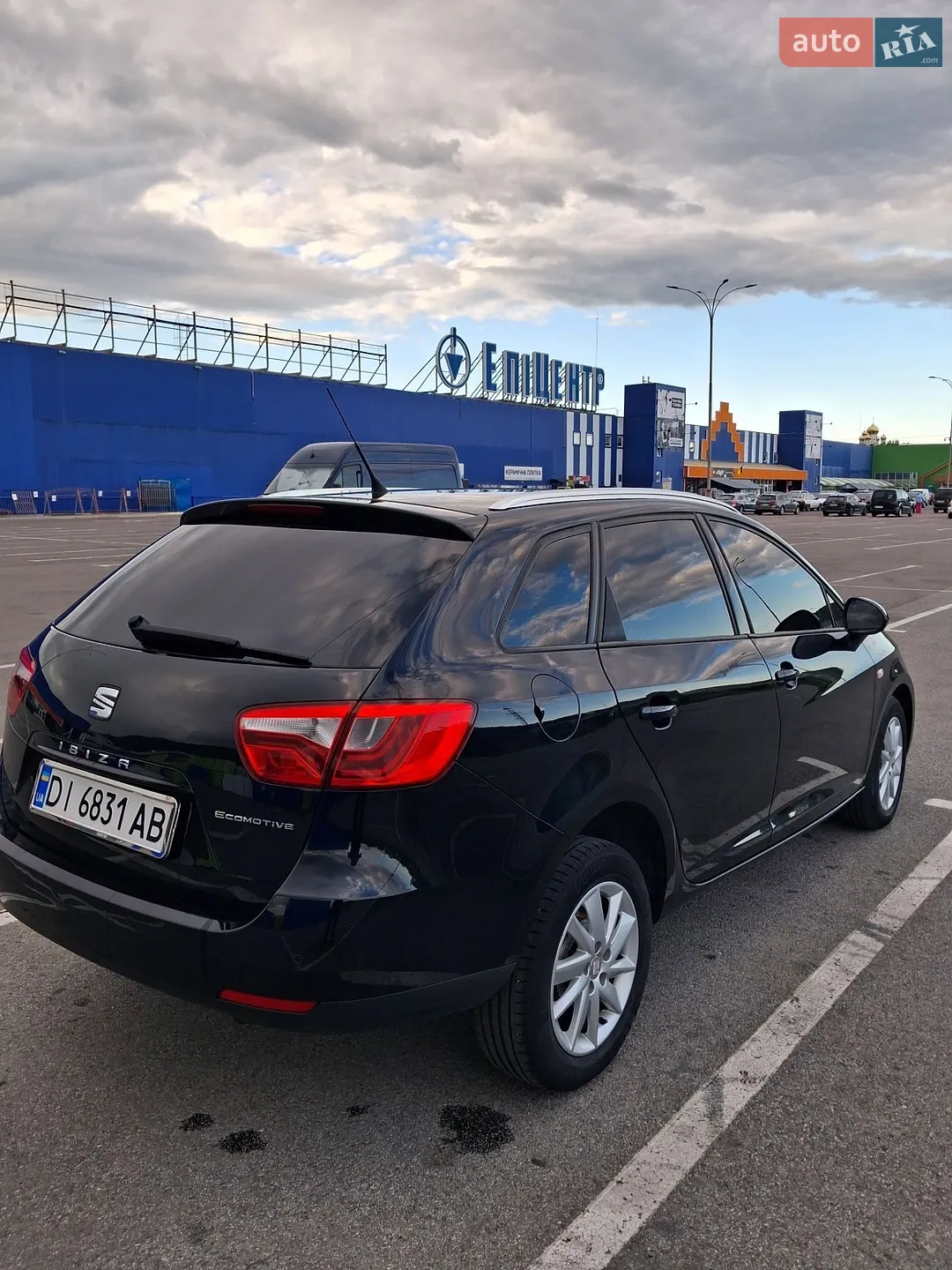 2014 SEAT Ibiza - мініатюра 8