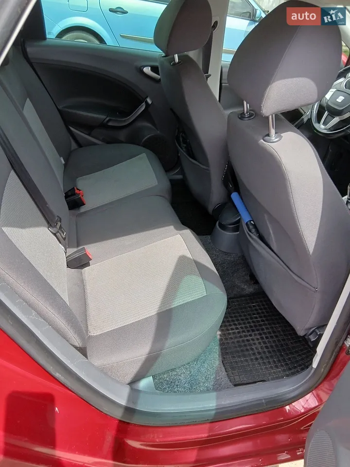 2010 SEAT Ibiza - мініатюра 14