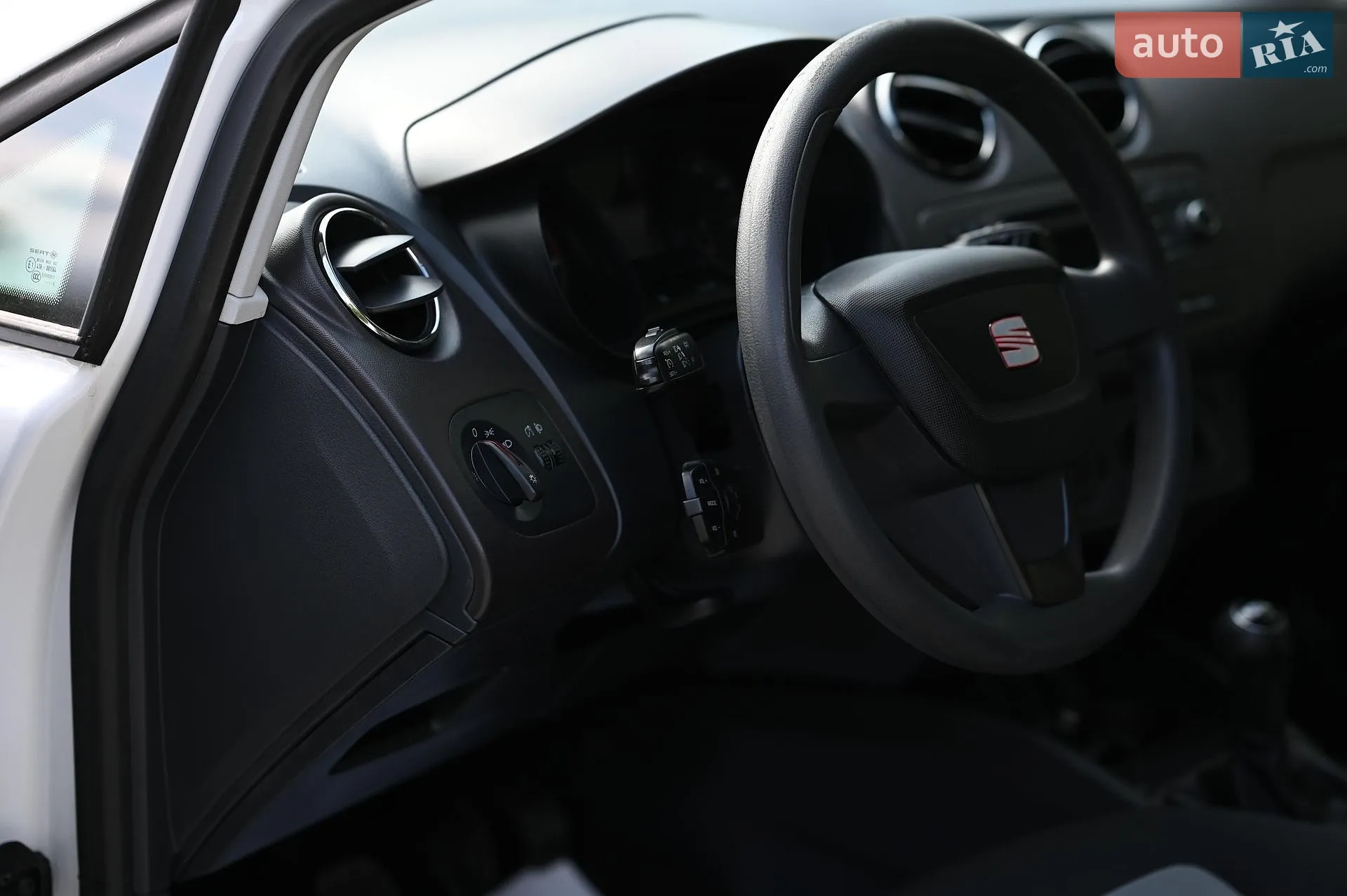 2013 SEAT Ibiza - мініатюра 26