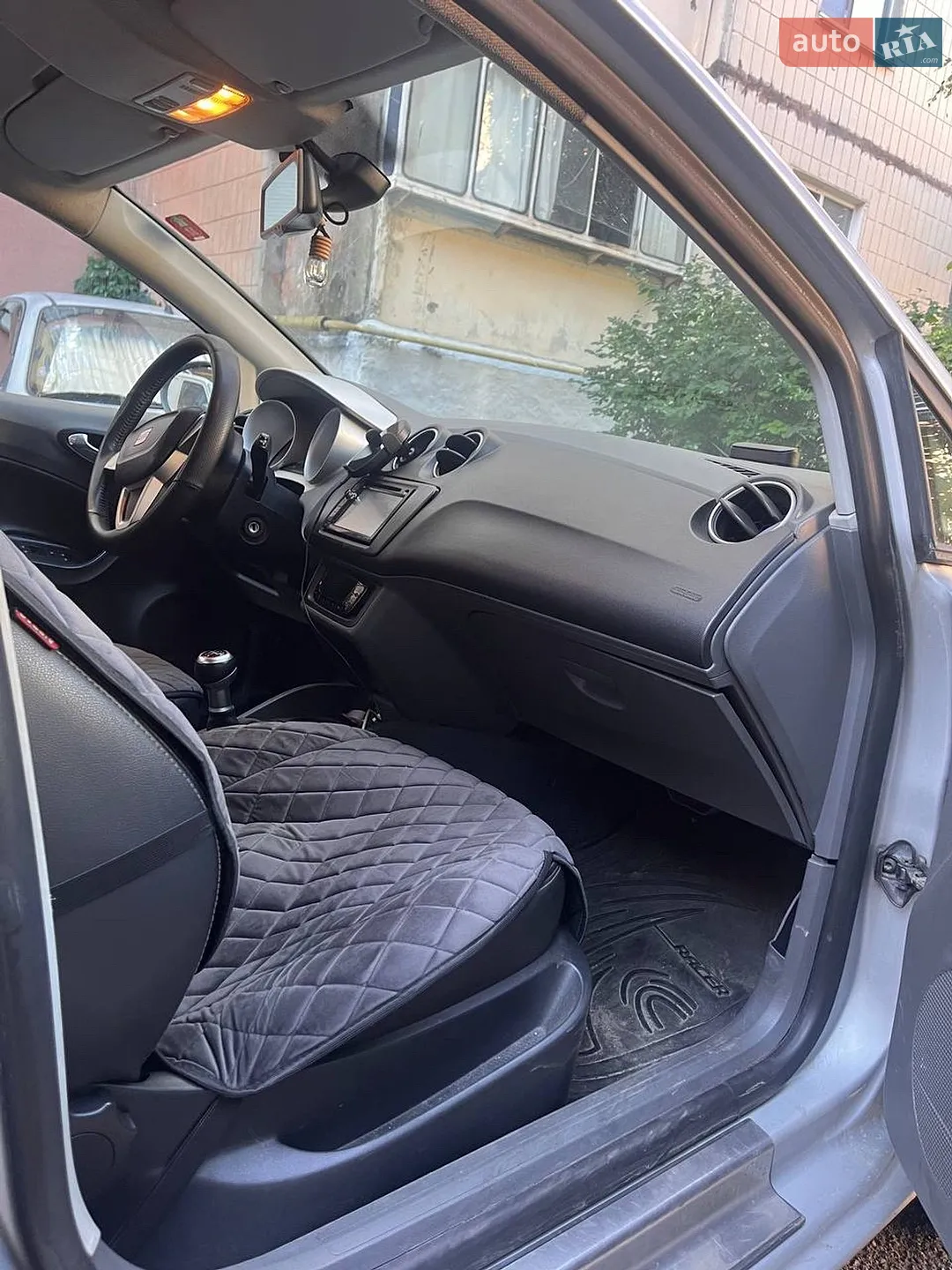 2011 SEAT Ibiza - мініатюра 13