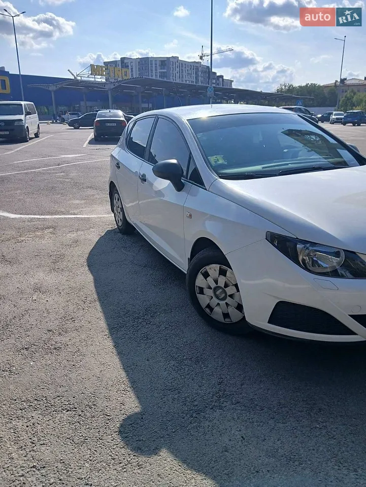 2010 SEAT Ibiza - мініатюра 18