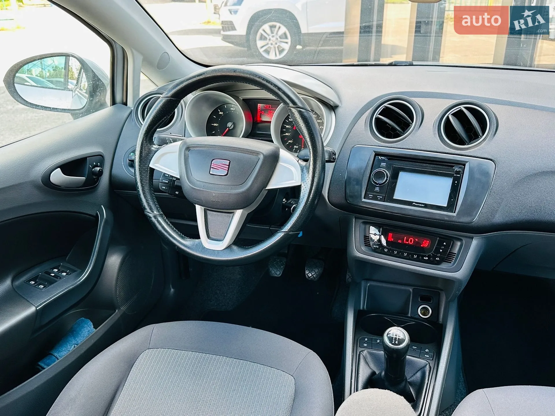 2011 SEAT Ibiza - мініатюра 21