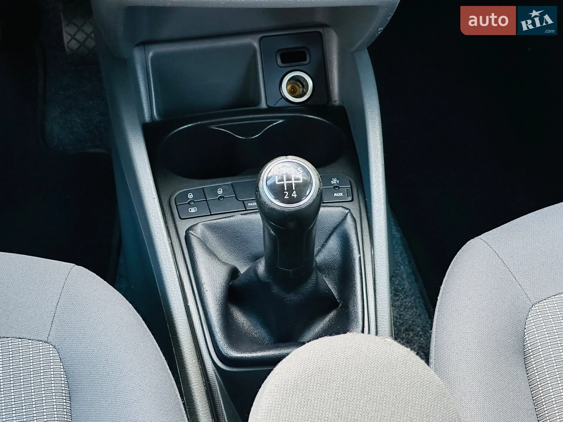 2011 SEAT Ibiza - мініатюра 26