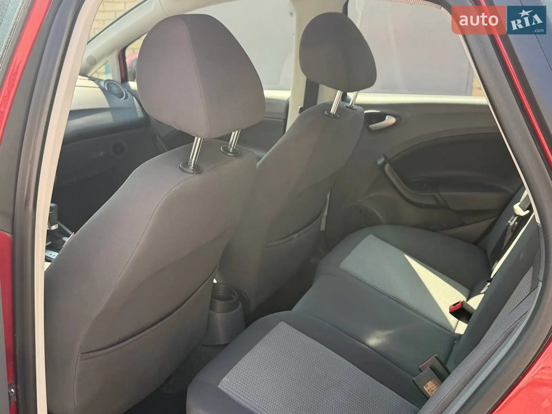 2011 SEAT Ibiza - мініатюра 10