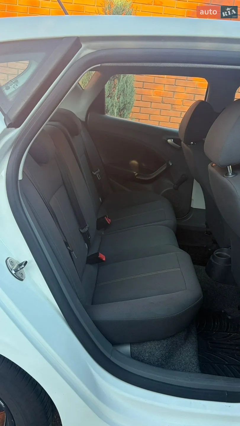 2011 SEAT Ibiza - мініатюра 11