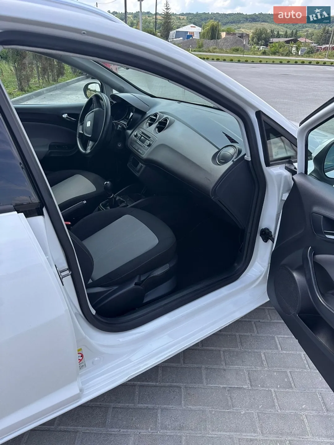 2013 SEAT Ibiza - мініатюра 11