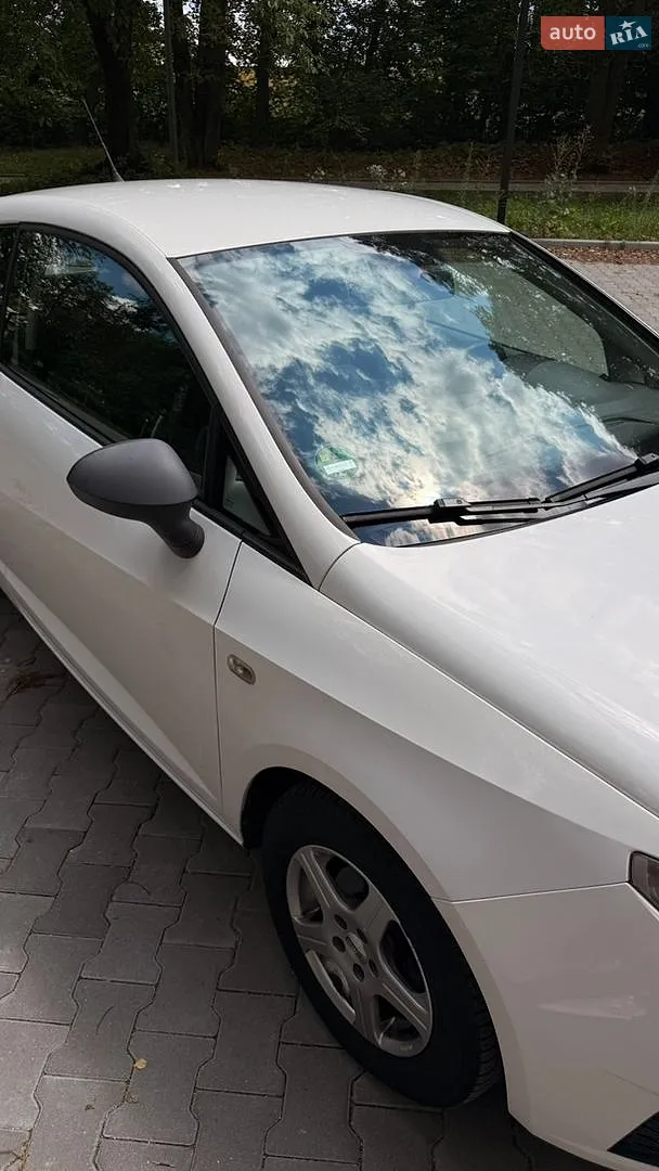 2011 SEAT Ibiza - мініатюра 12