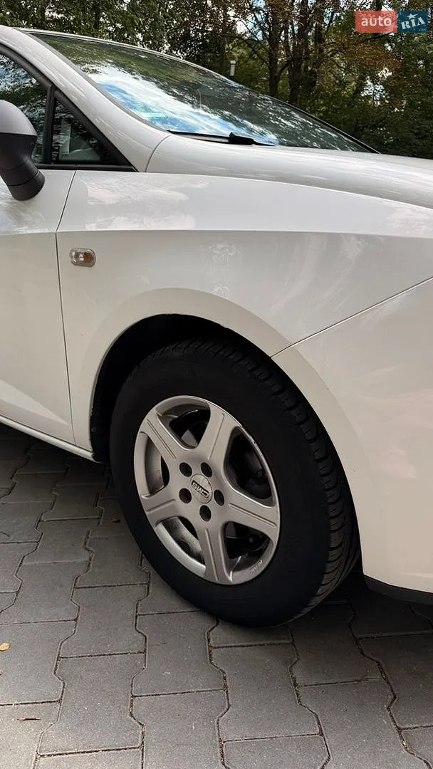 2011 SEAT Ibiza - мініатюра 14