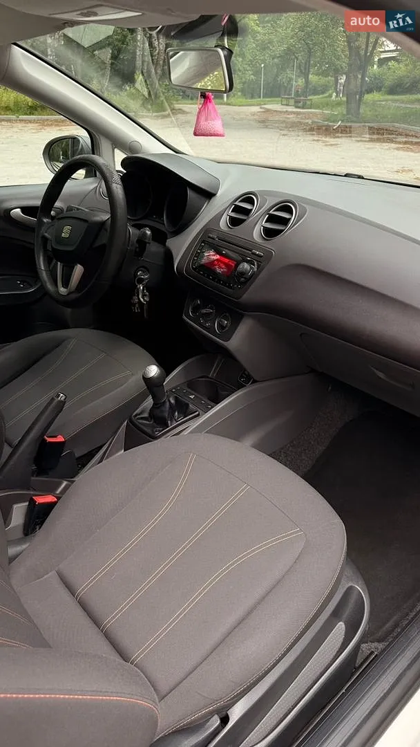 2011 SEAT Ibiza - мініатюра 26