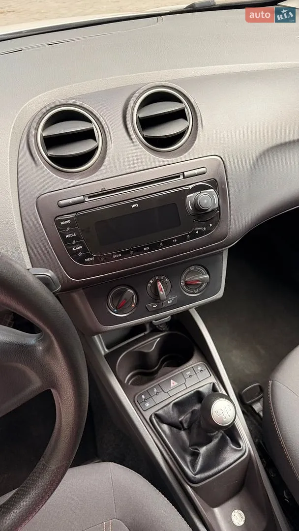 2011 SEAT Ibiza - мініатюра 32