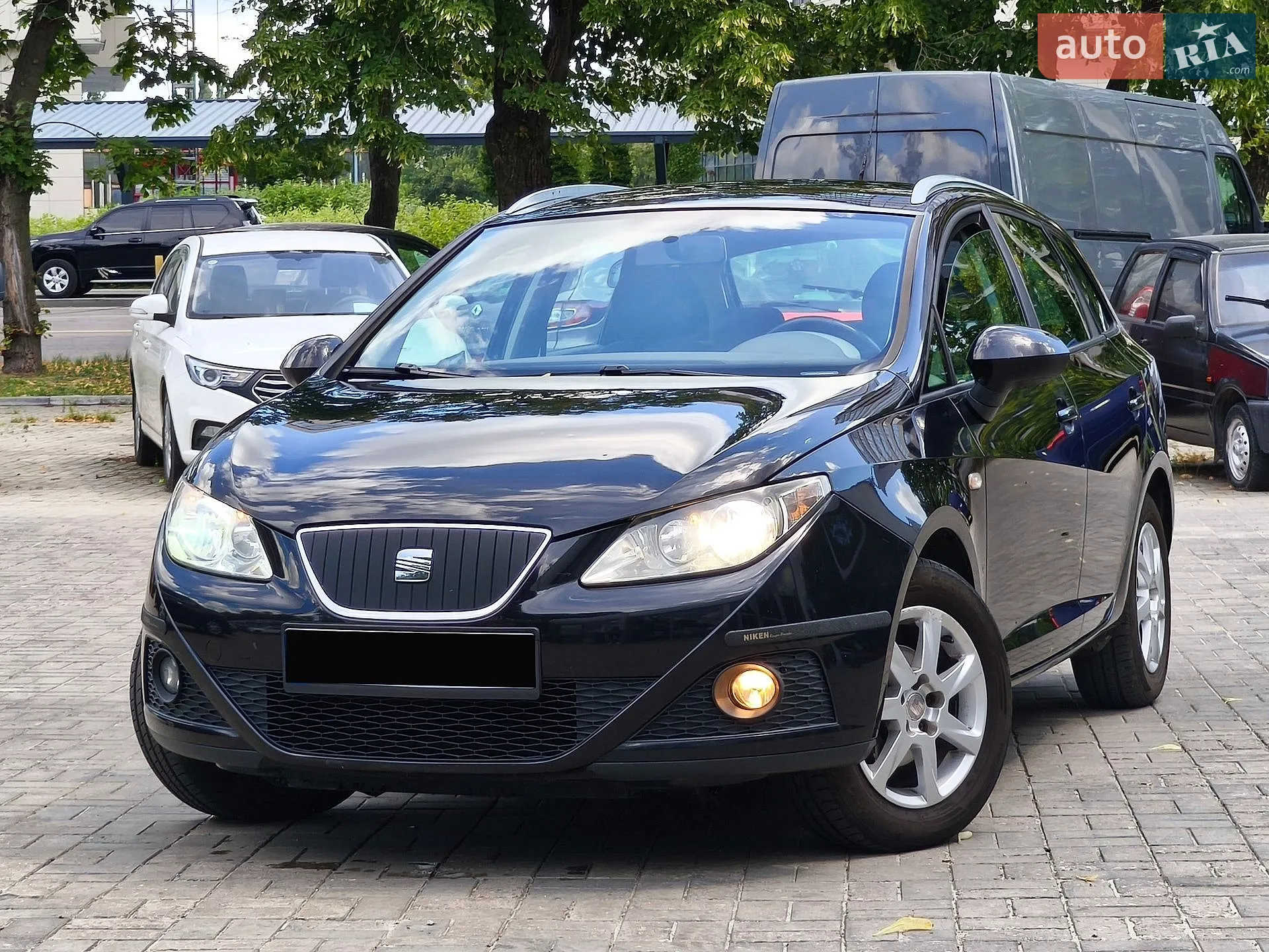 2010 SEAT Ibiza - мініатюра 2