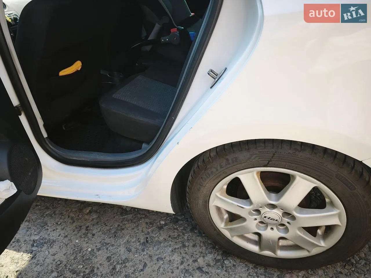 2010 SEAT Ibiza - мініатюра 10