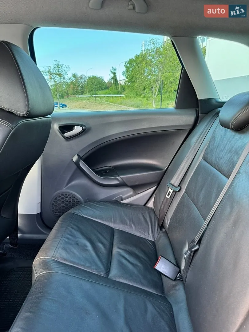 2011 SEAT Ibiza - мініатюра 24