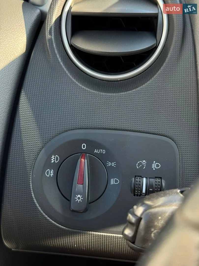 2011 SEAT Ibiza - мініатюра 46