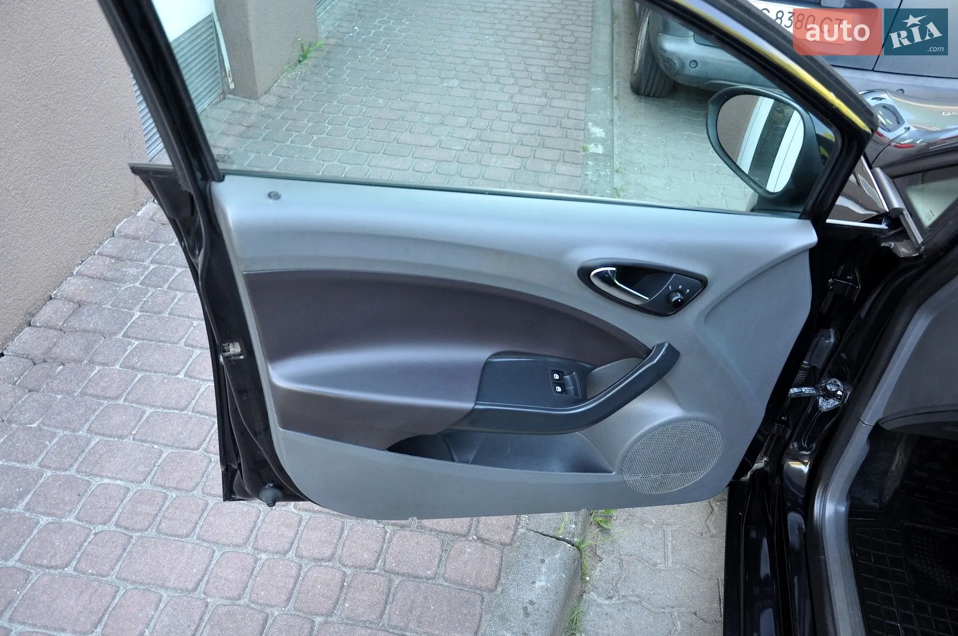 2011 SEAT Ibiza - мініатюра 14
