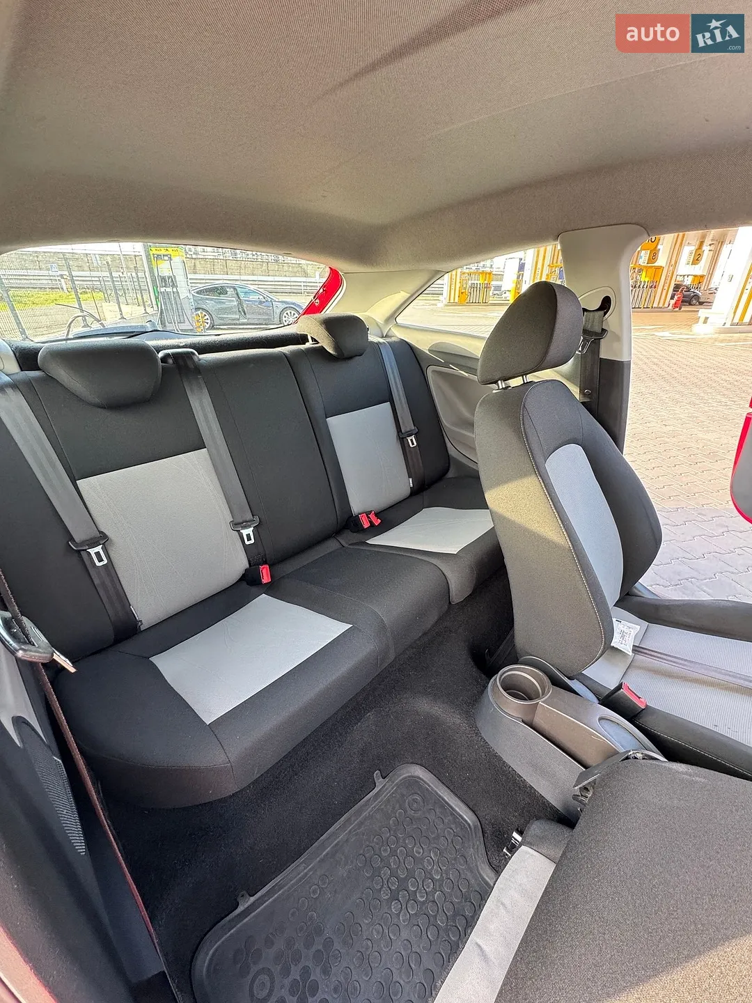 2013 SEAT Ibiza - мініатюра 15