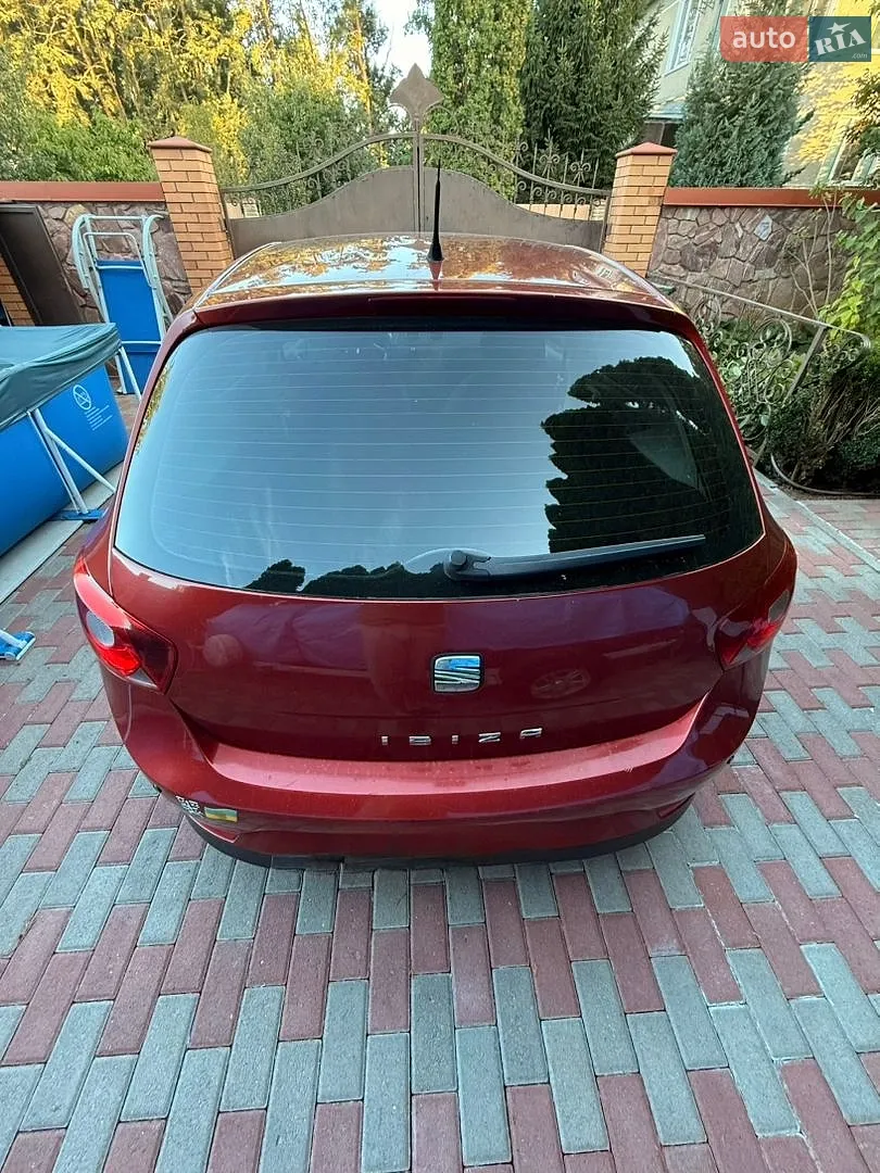 2010 SEAT Ibiza - мініатюра 4