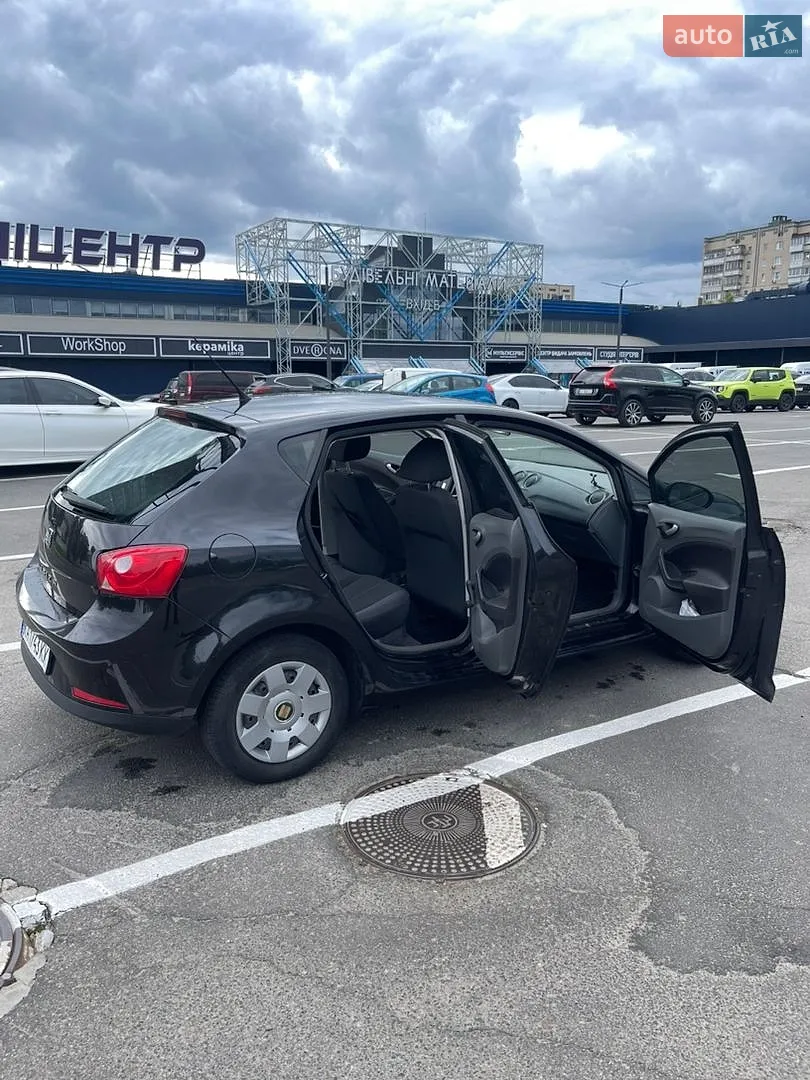 2011 SEAT Ibiza - мініатюра 10