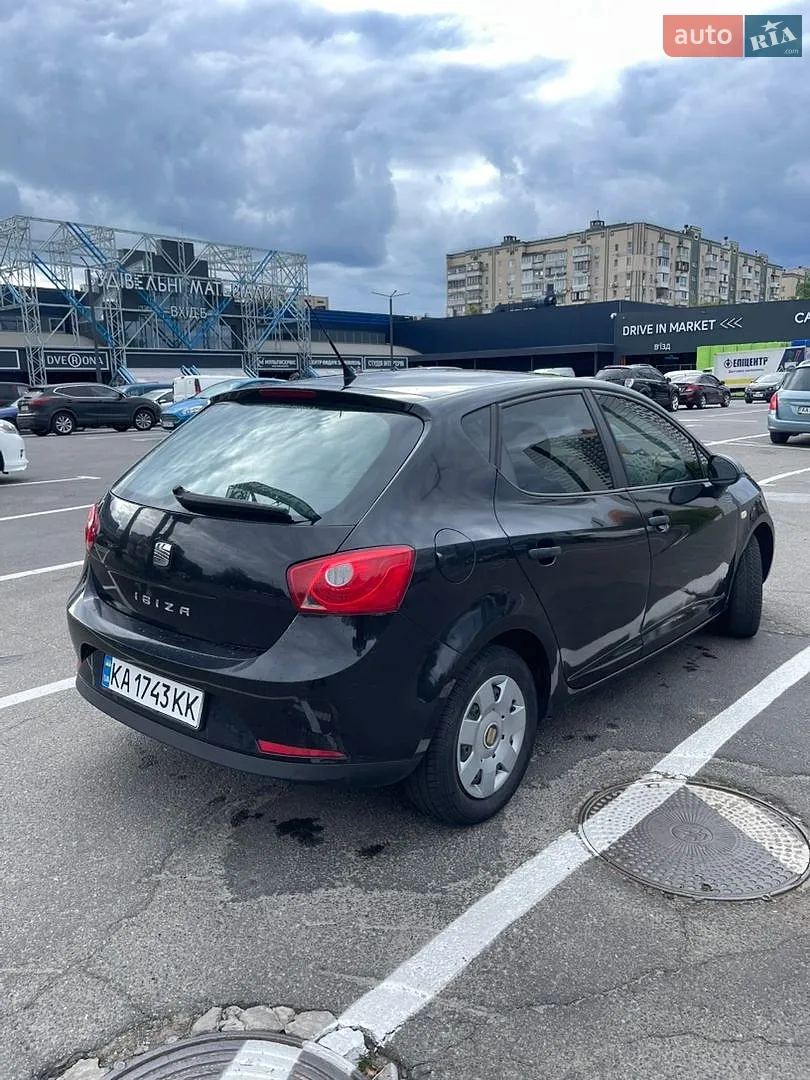 2011 SEAT Ibiza - мініатюра 8