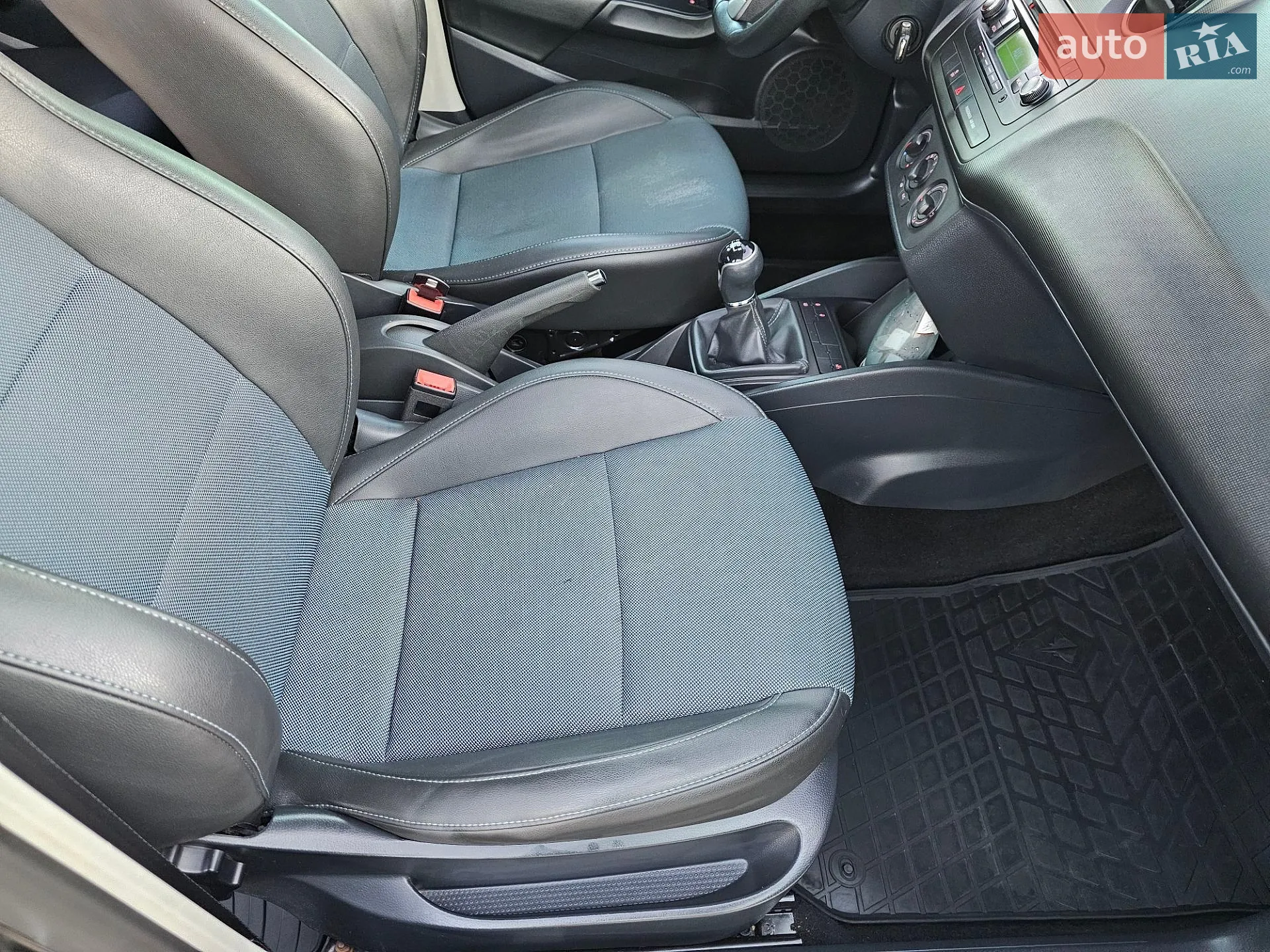 2015 SEAT Ibiza - мініатюра 25
