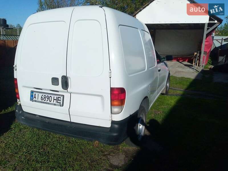 Вантажний фургон SEAT Inca 2003 в Макарові