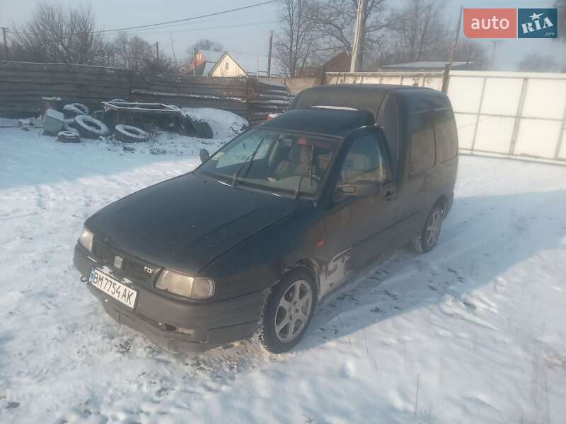 Грузовой фургон SEAT Inca 2003 в Сумах