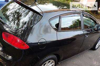 Хетчбек SEAT Leon 2010 в 