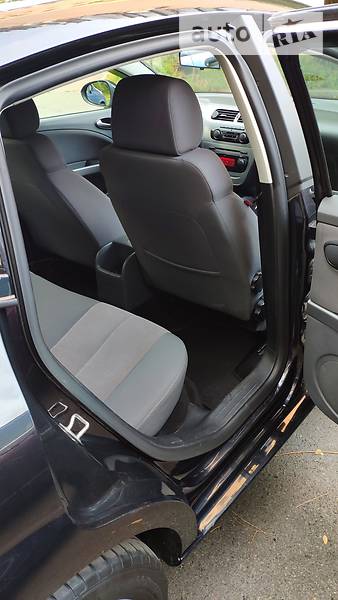 Хетчбек SEAT Leon 2010 в Києві