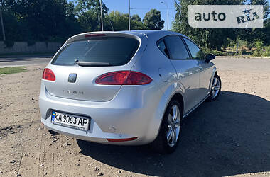 Хетчбек SEAT Leon 2008 в 