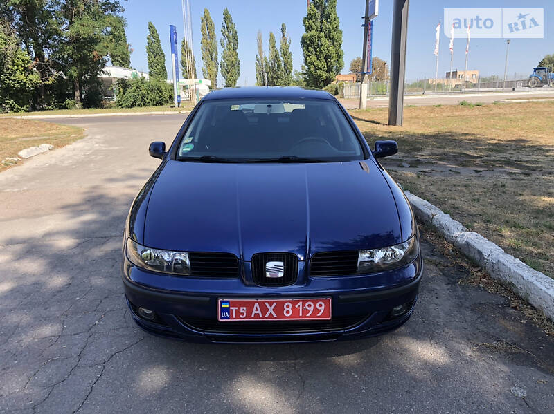 Хетчбек SEAT Leon 2003 в Кропивницькому