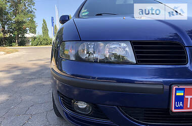 Хетчбек SEAT Leon 2003 в 