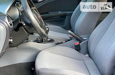 Хэтчбек SEAT Leon 2006 в 