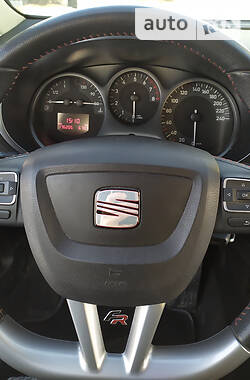 Хэтчбек SEAT Leon 2008 в Киеве